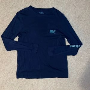 Blue vineyards vine long sleeve with sleeve design and back logo